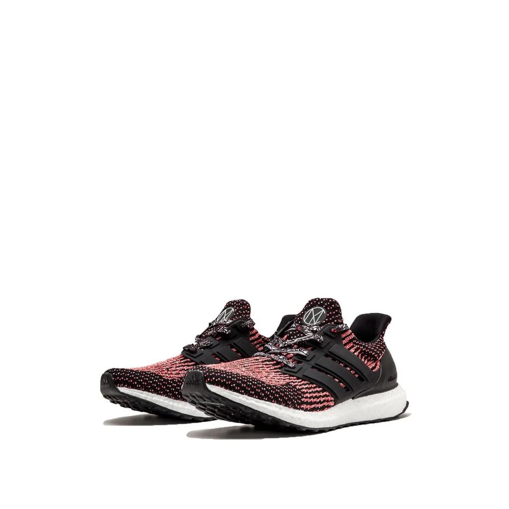 Кроссовки UltraBoost Chinese New Year 2