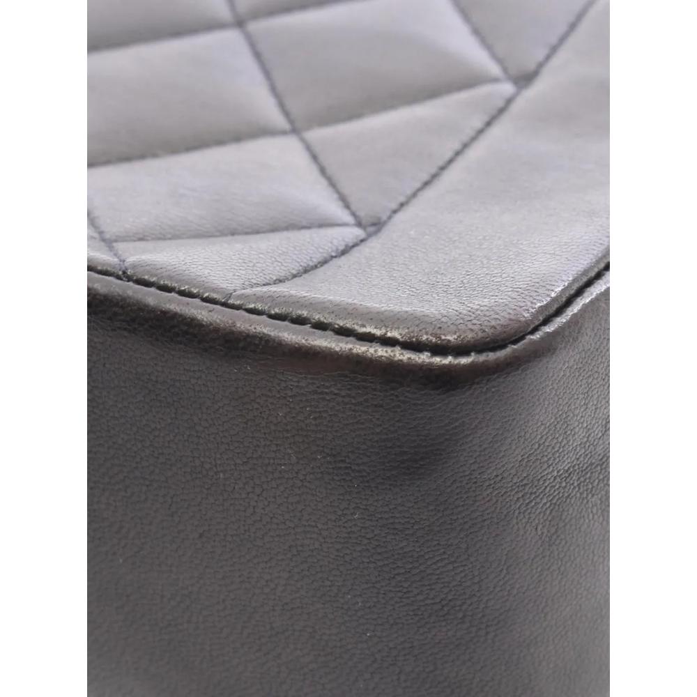 Маленькая сумка на плечо Quilted Lambskin Diana Single Flap (1991-1994 годы) 2