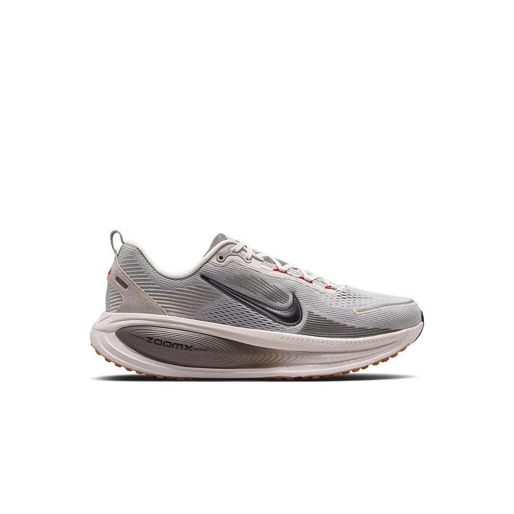 Кроссовки Nike Vomero 18 Road 'Now and Then' 1
