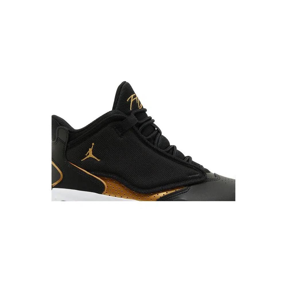 Кроссовки Air Jordan Max Aura 4 GS 'Black Metallic Gold' 2