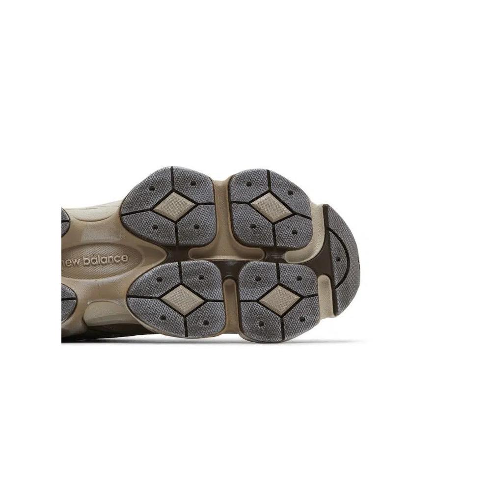 Кроссовки New Balance 9060 'Mushroom' 5