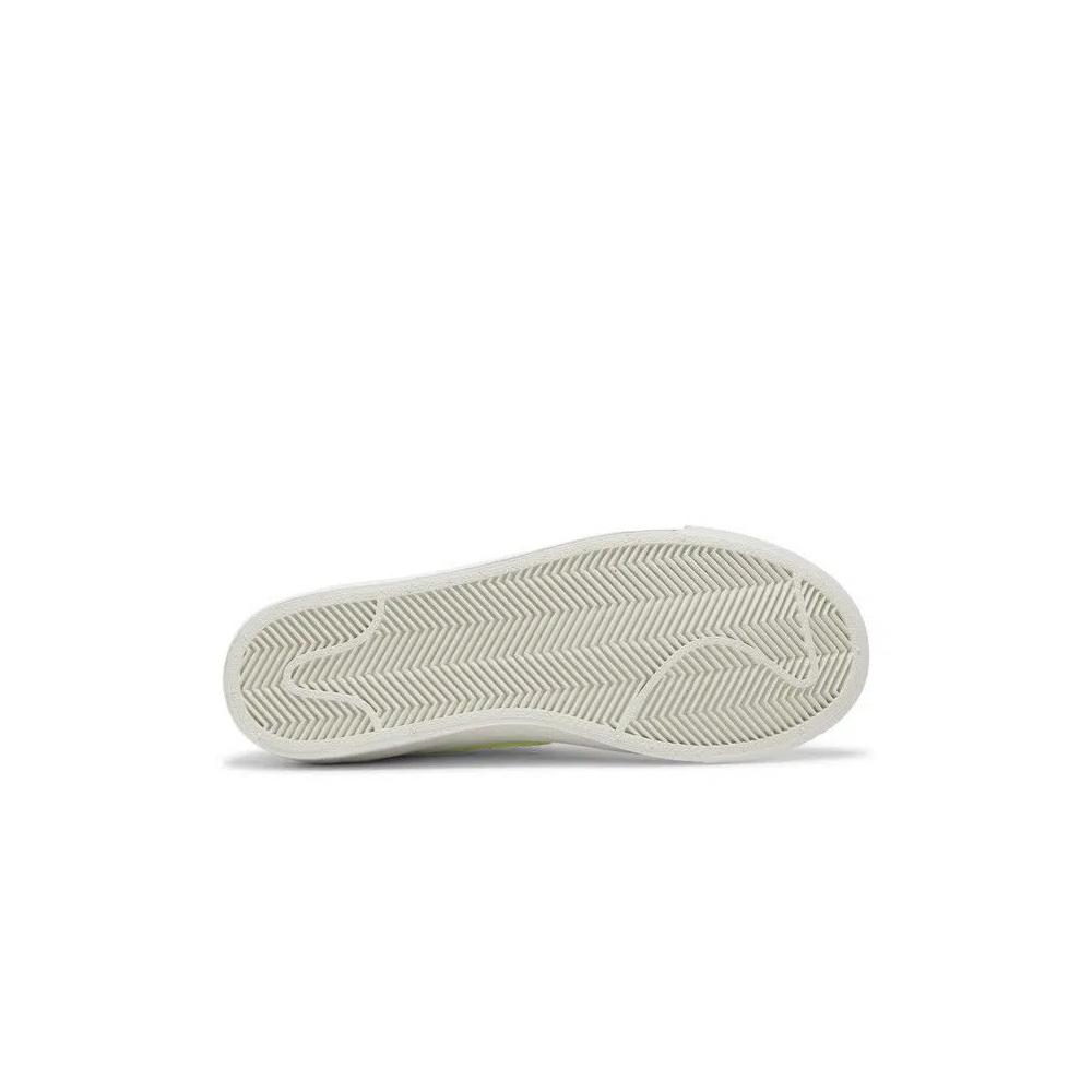 Кроссовки Nike Blazer Mid '77 GS 'White Volt Royal' 4