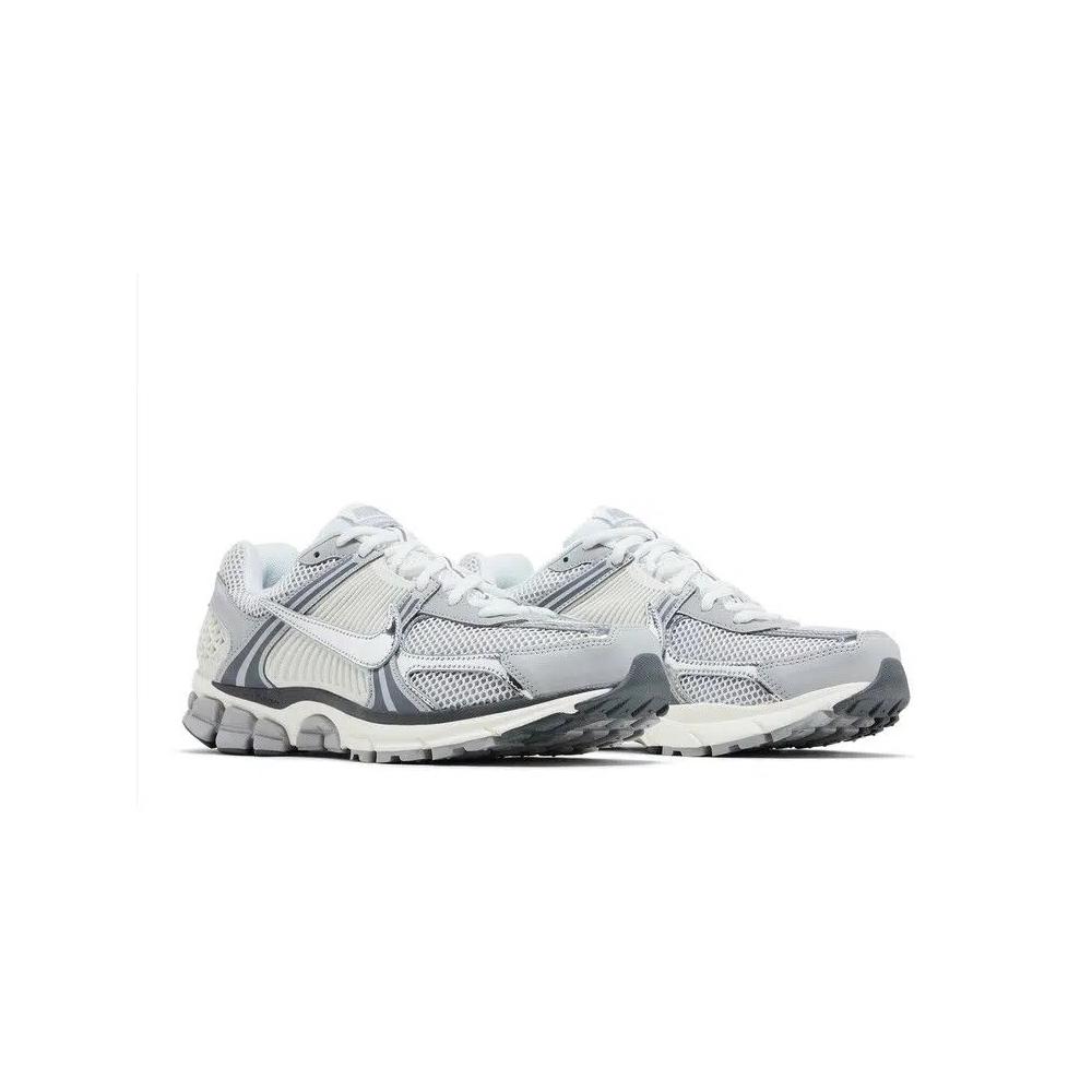Кроссовки Nike Air Zoom Vomero 5 'Summit White Metallic Silver' 8