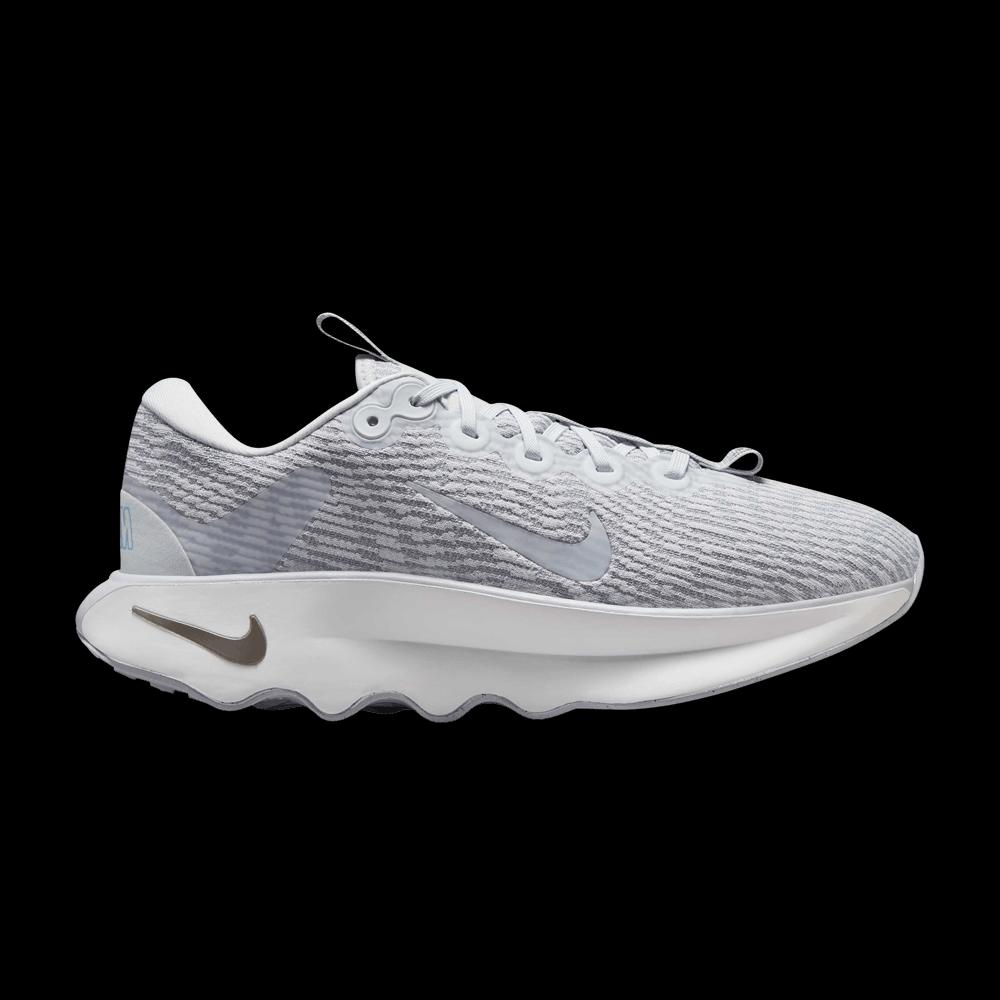 Кроссовки Nike Wmns Motiva 'Photon Dust' 1