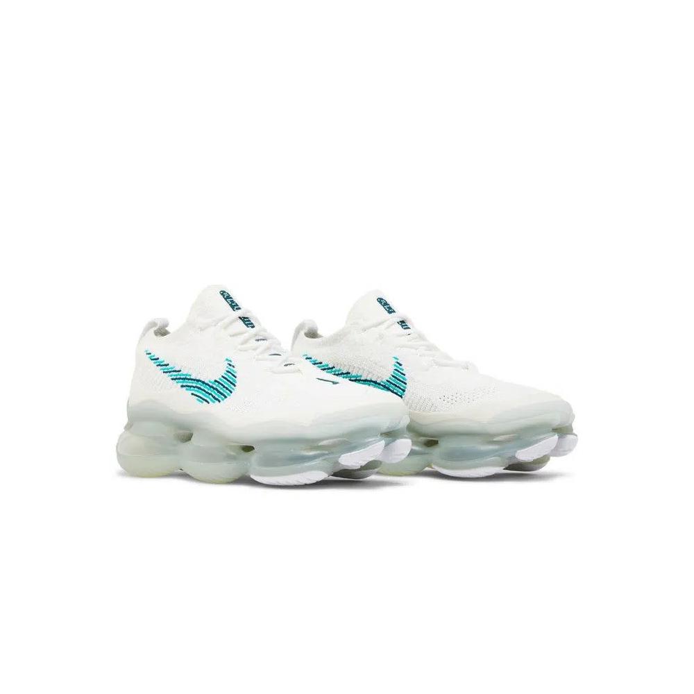 Кроссовки Nike Air Max Scorpion Flyknit 'White Clear Emerald' 8