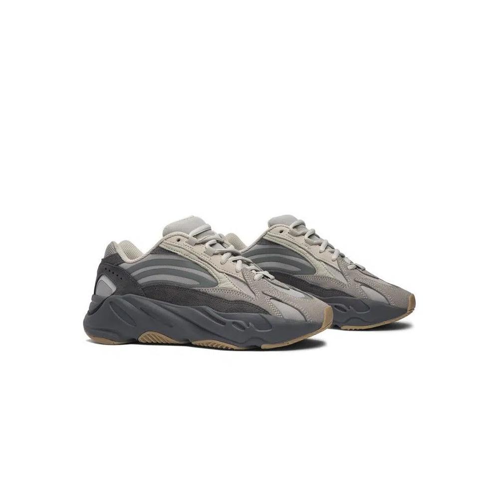 Кроссовки adidas Yeezy Boost 700 V2 'Tephra' 8
