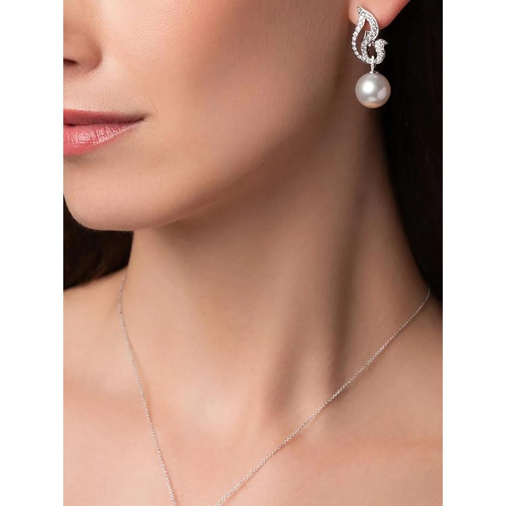 Серьги Duchess из белого золота с жемчугом и бриллиантами 2