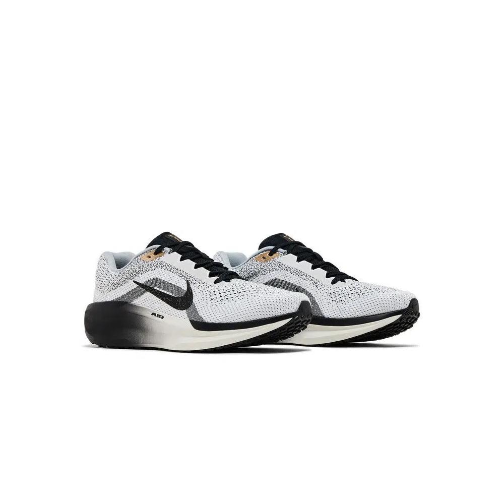 Кроссовки Nike Air Winflo 11 SE 'White Light Smoke Grey Black' 8