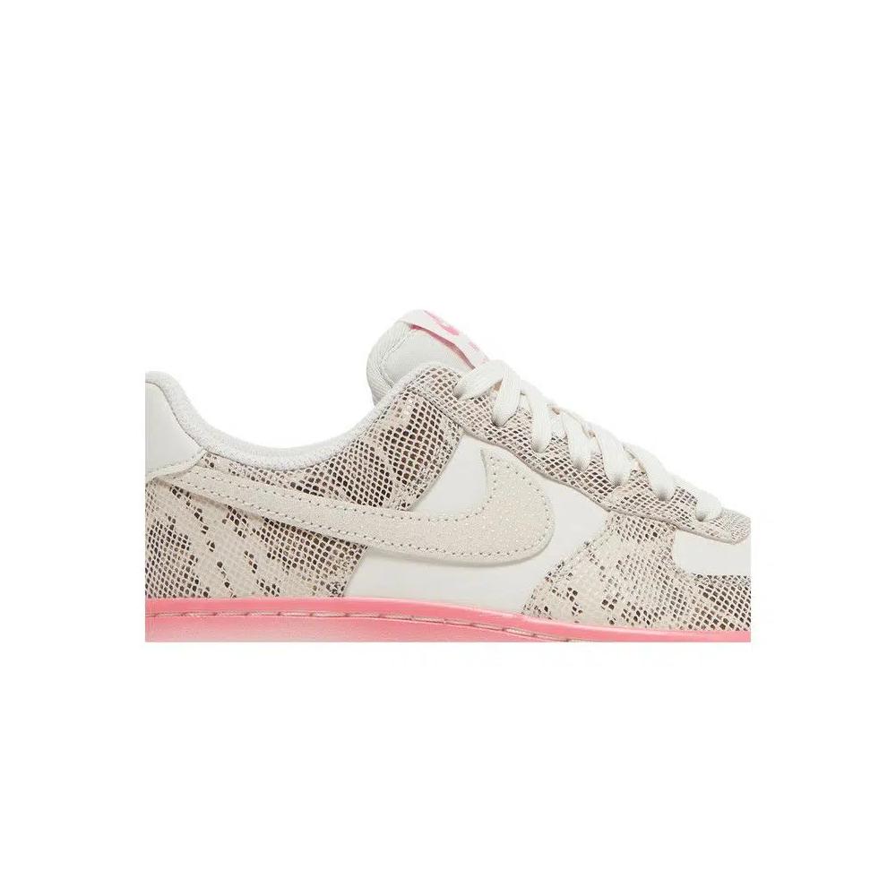 Кроссовки Nike Wmns Air Force 1 Low 'Our Force 1' 2