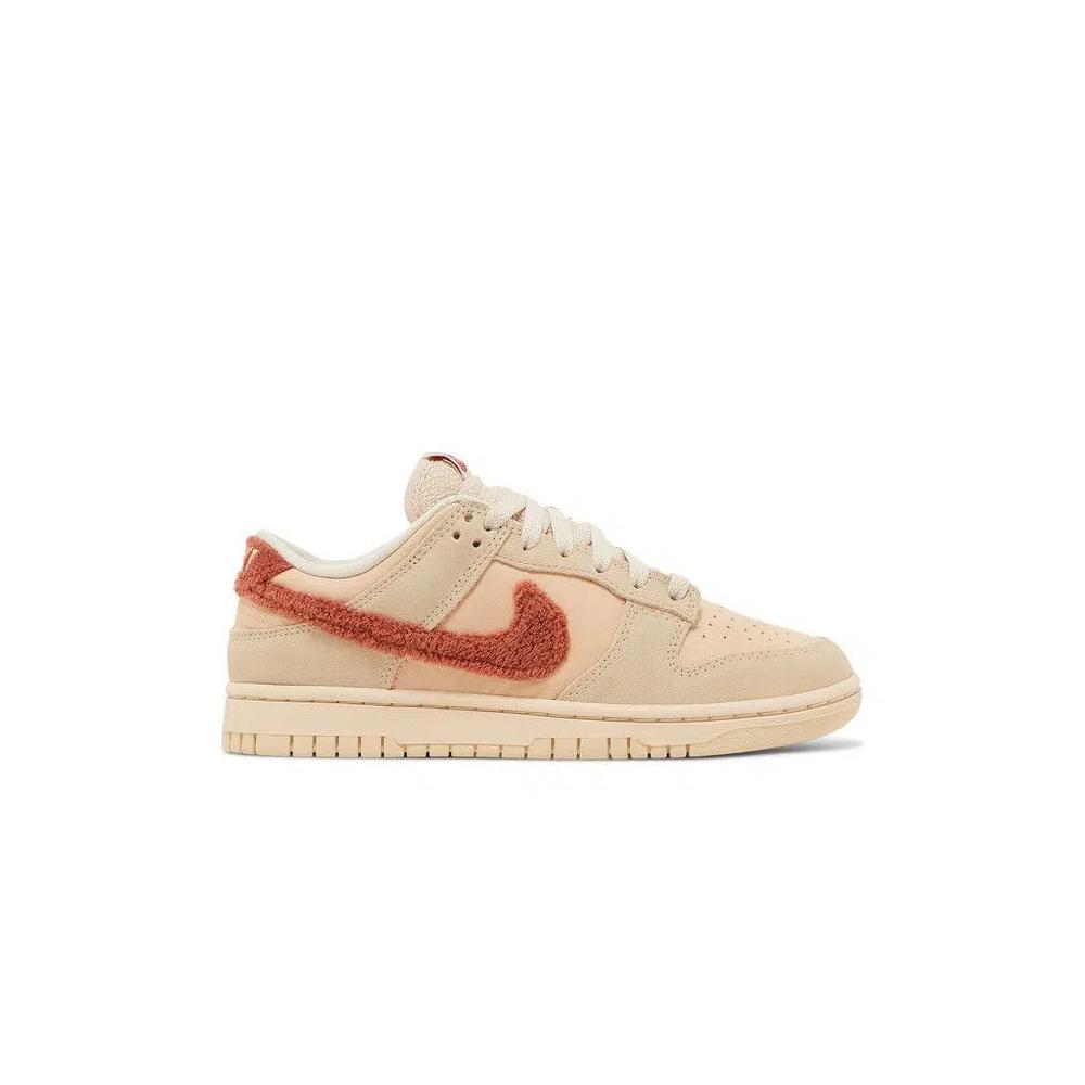 Кроссовки Nike Wmns Dunk Low 'Терри Свуш' 1