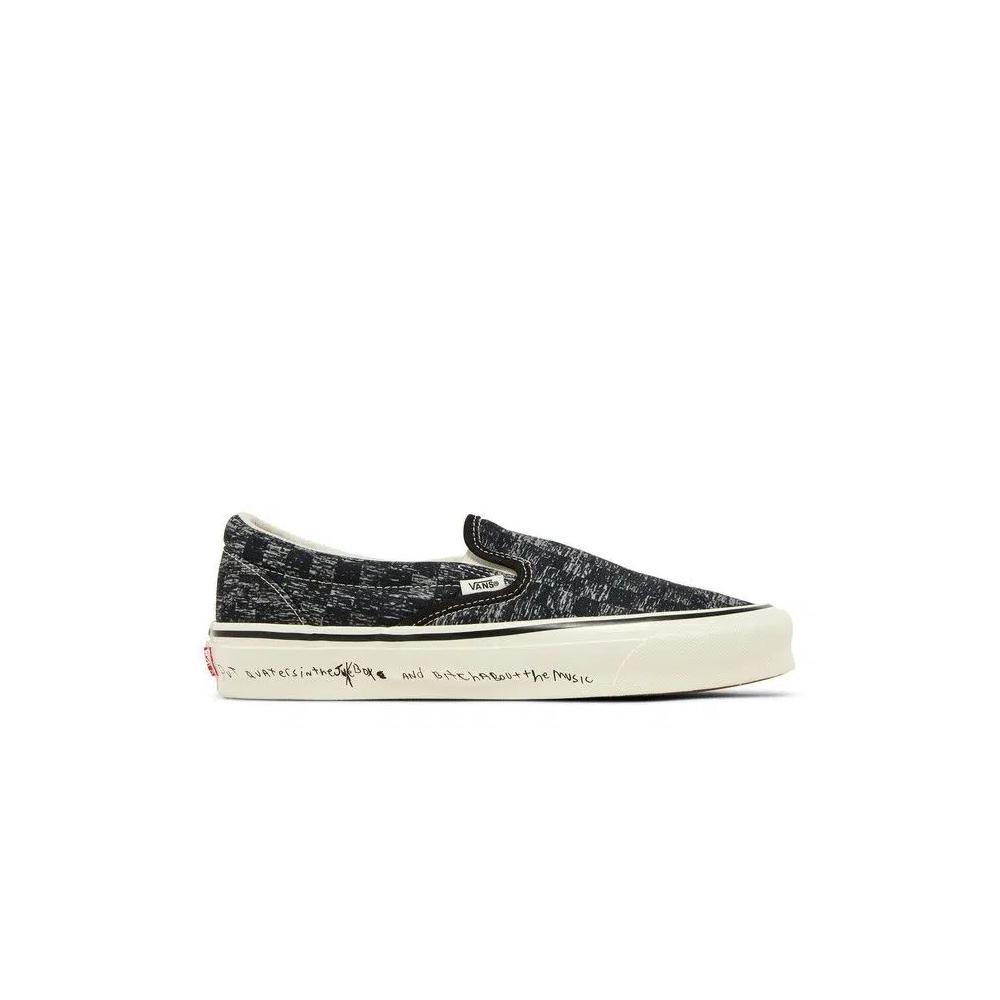 Слипоны Raised By Wolves x Vans OG Classic Slip-On LX 'TV Static' 1