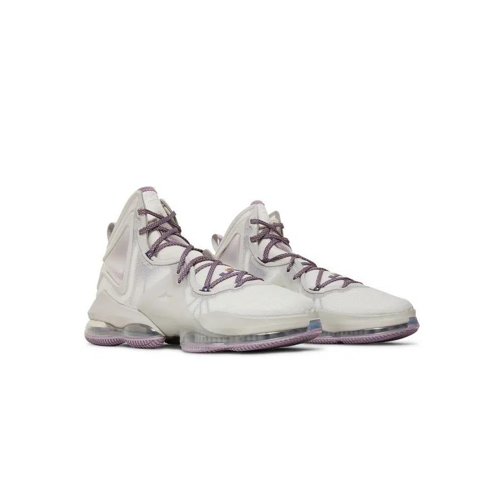 Кроссовки Nike LeBron 19 'The Cast' 8
