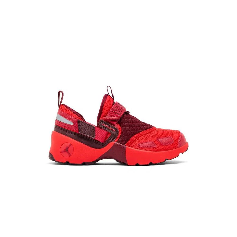Кроссовки Air Jordan Wmns Jordan Trunner LX 'Chile Red' 1
