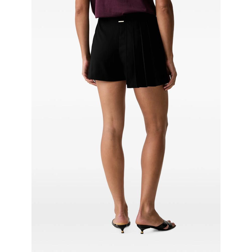 pleated-panel shorts 3