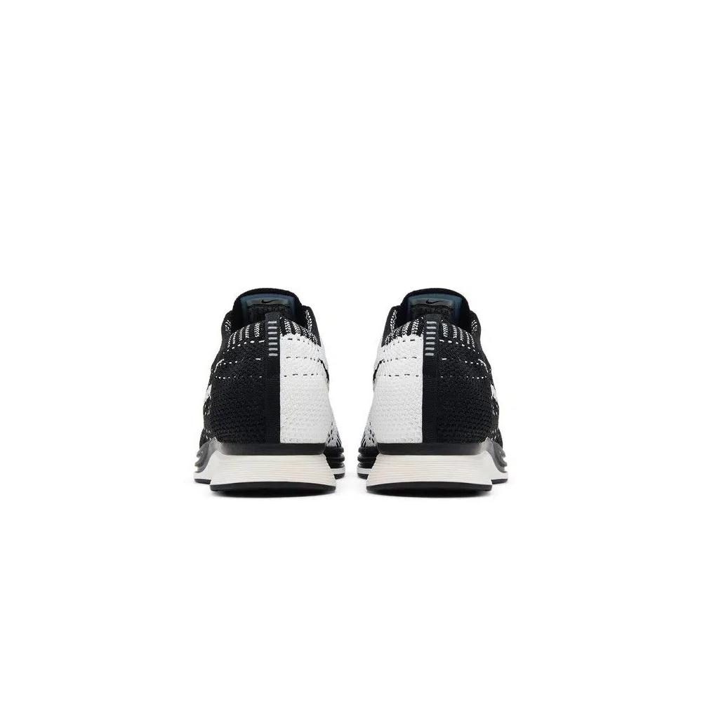 Кроссовки Nike Flyknit Racer 'Black White' 6
