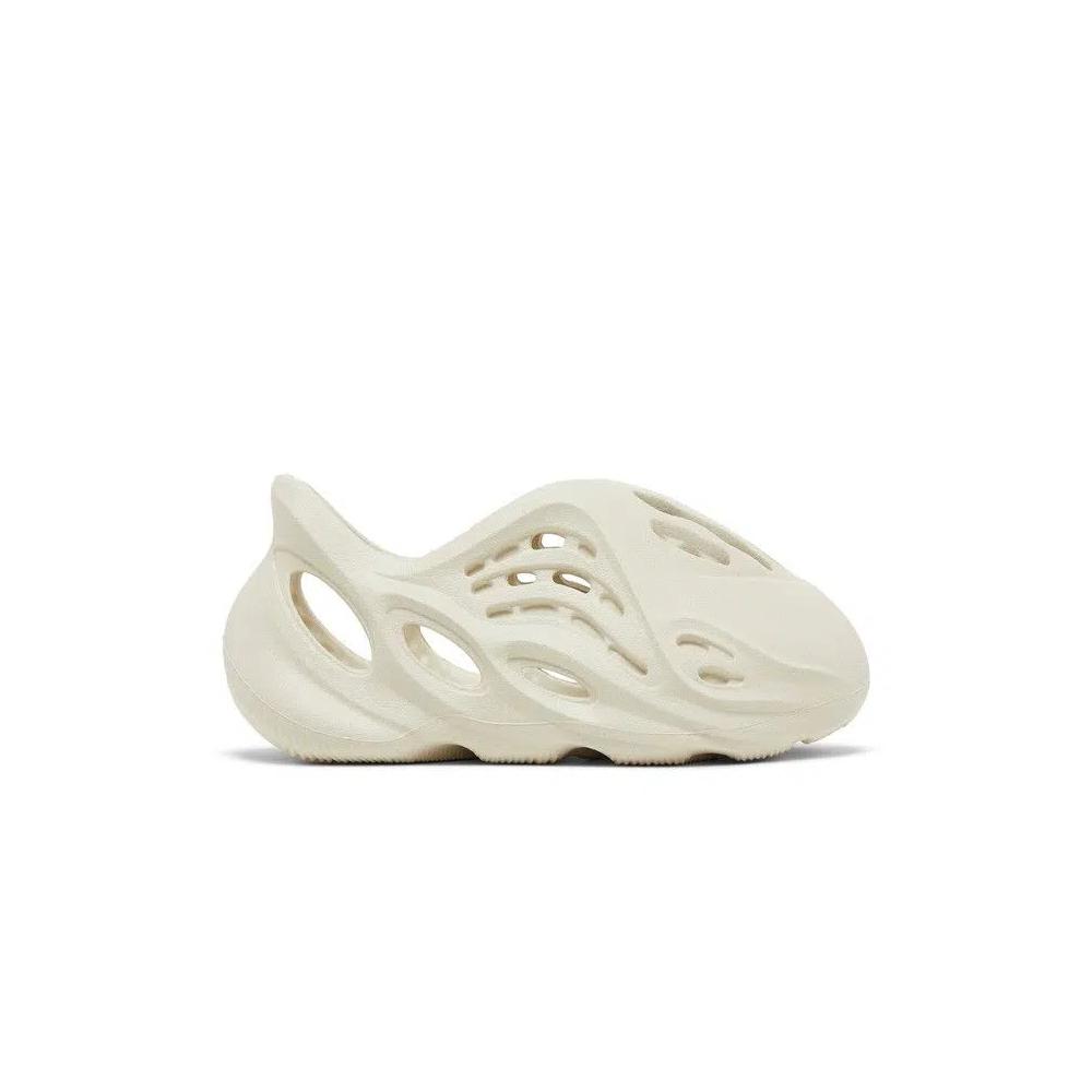 Кроссовки adidas Yeezy Foam Runner для младенцев 'Sand' 1
