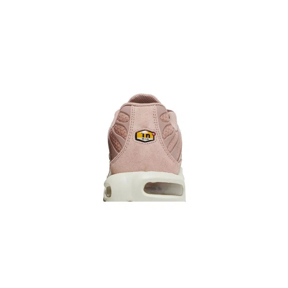 Кроссовки Nike Wmns Air Max Plus 7