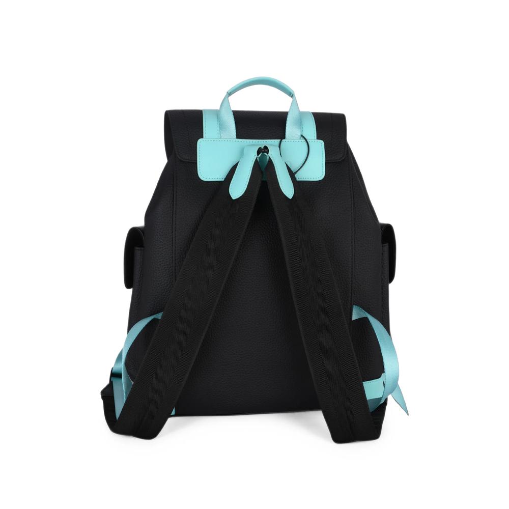 buckle-fastening pebbled backpack 2