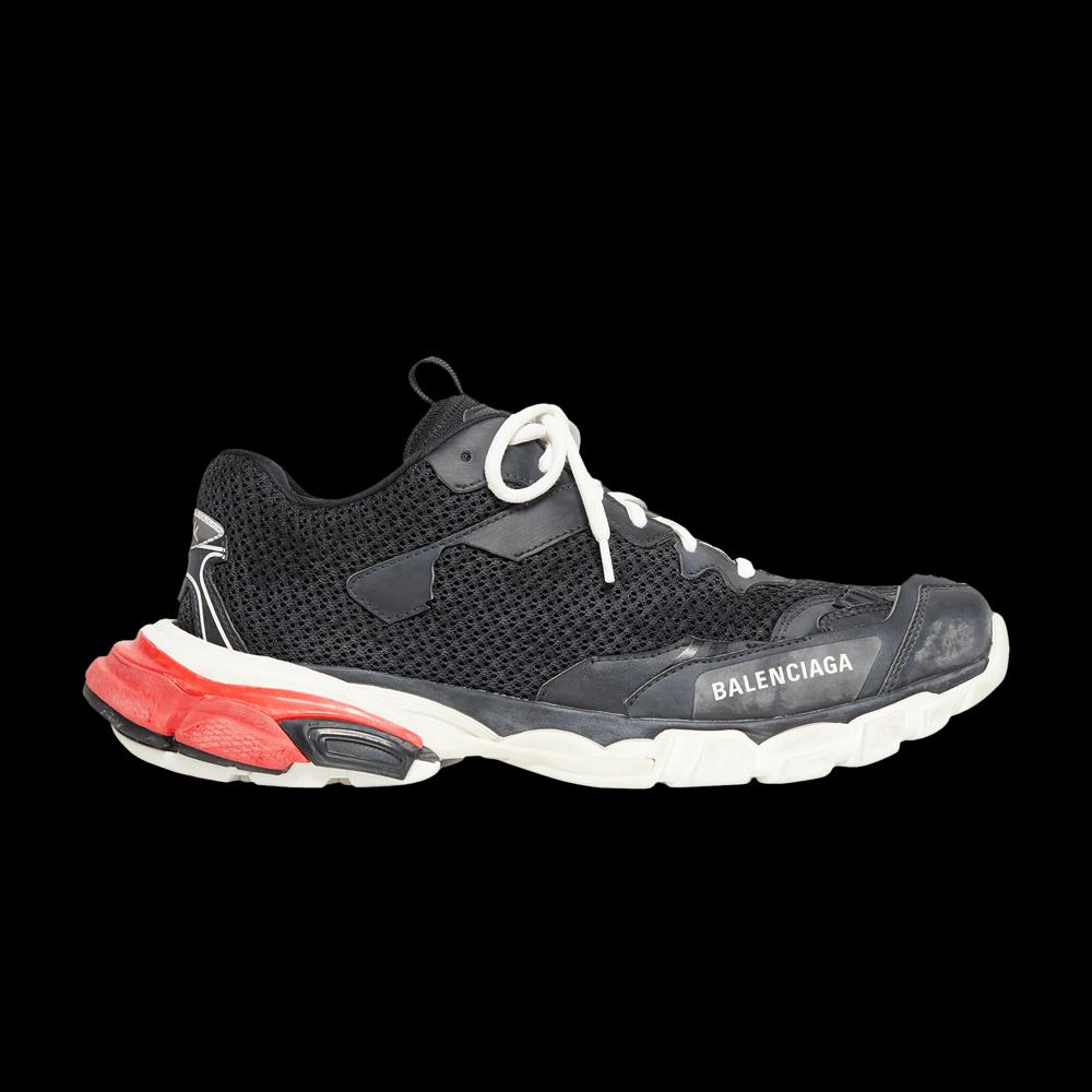 Кроссовки Balenciaga Track.3 Sneaker 'Worn-Out - Black Red' 1