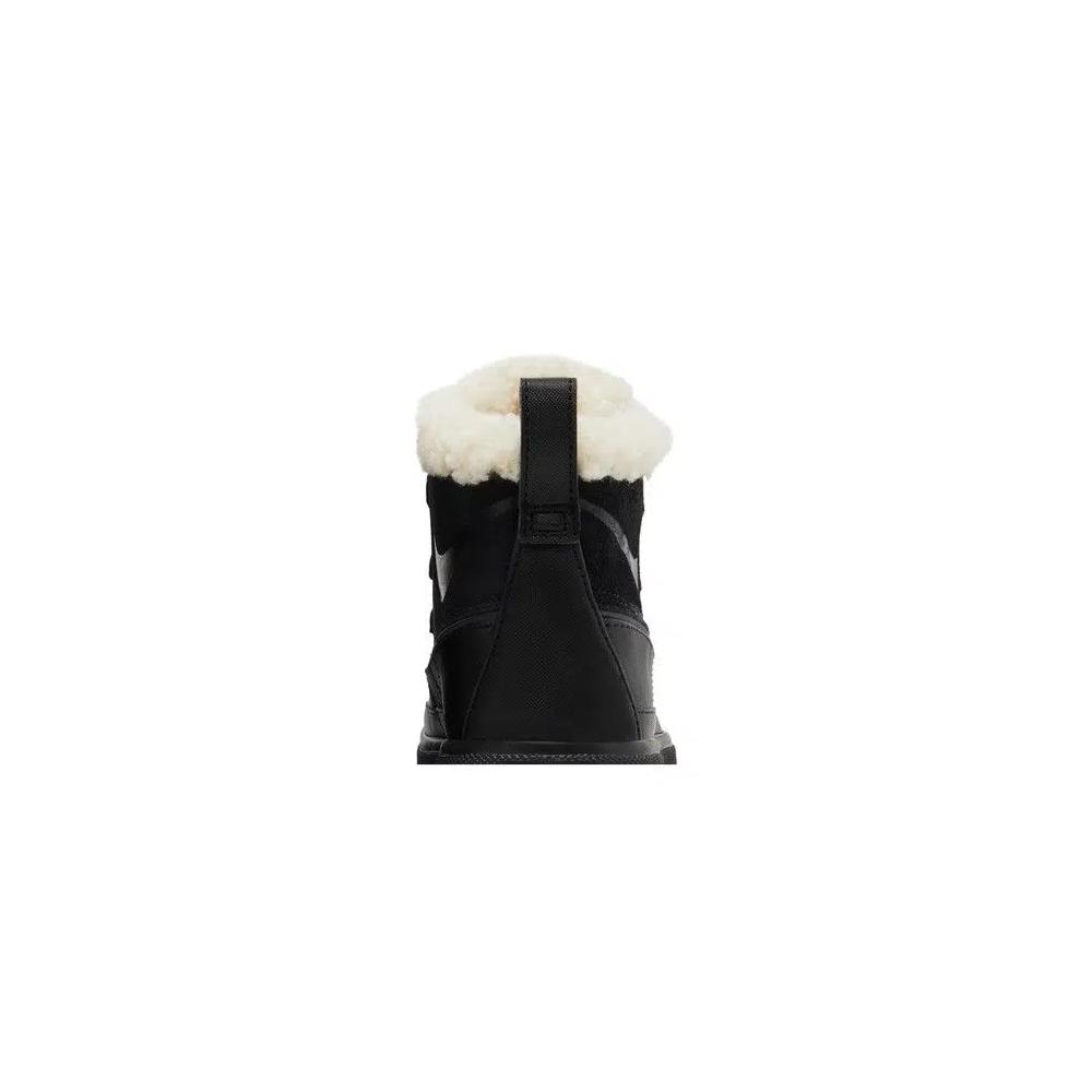 Ботинки Nike Wmns Woodside Chukka 2 'Black' 7
