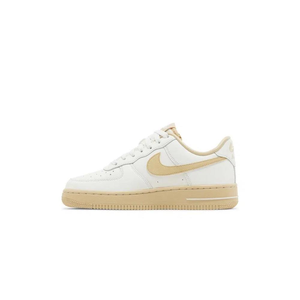 Кроссовки Nike Wmns Air Force 1 '07 'Sail Sesame' 3