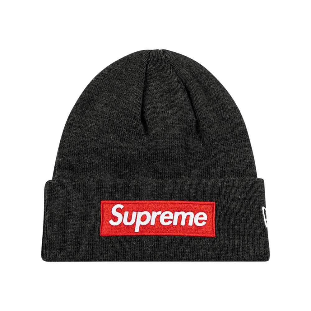 Шапка бини с логотипом из коллаборации с New Era 1