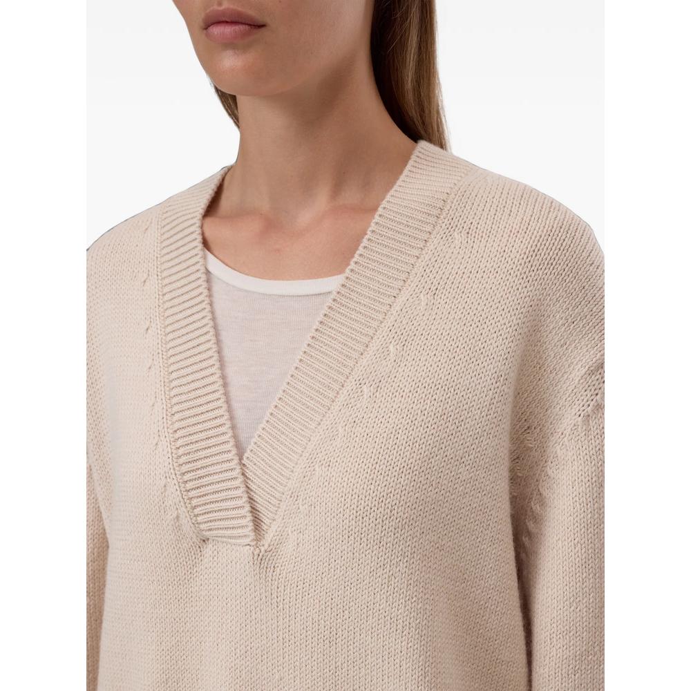 V-neck long-sleeve sweater 5