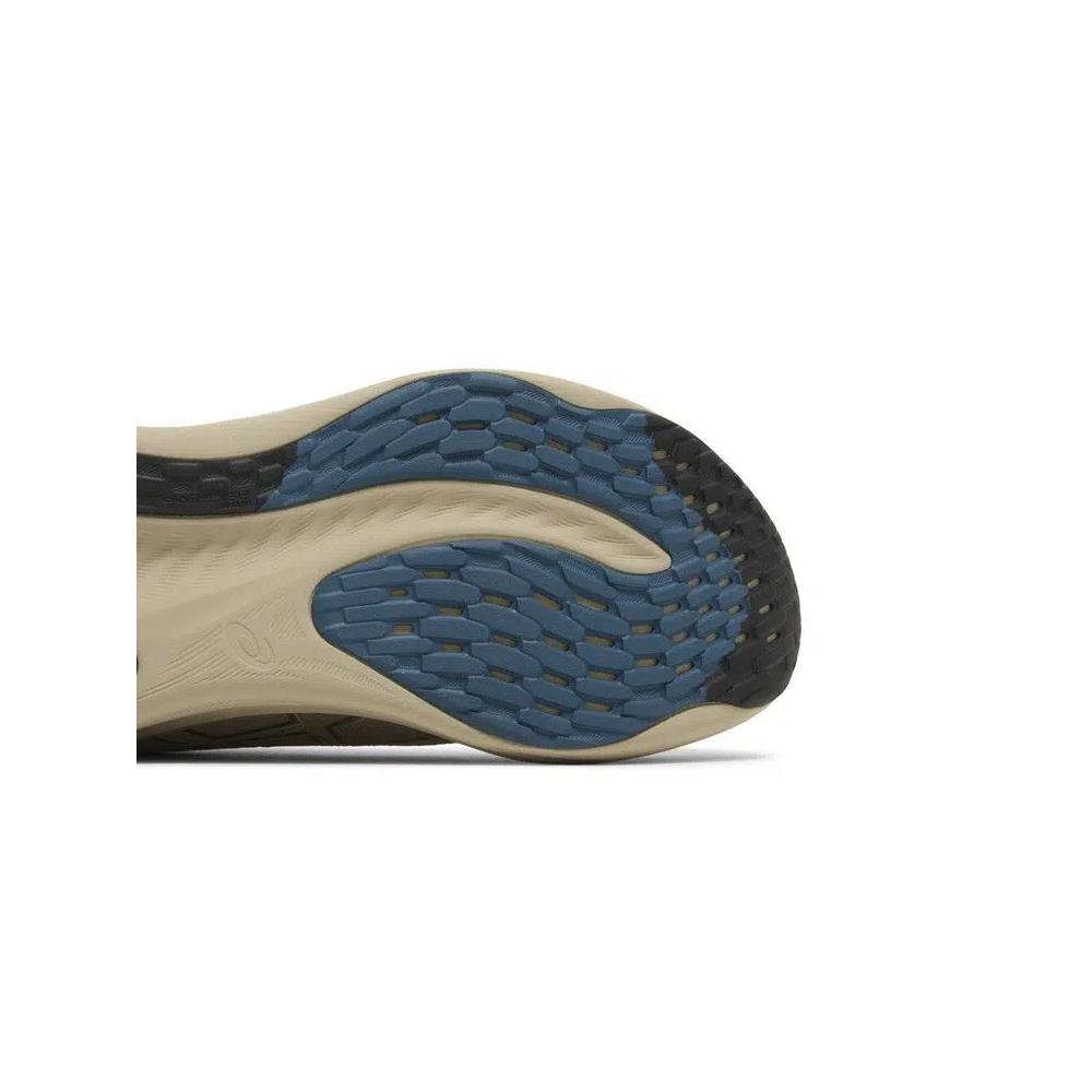 Кроссовки ASICS Gel Nimbus 26 'Перо серый черный' 5