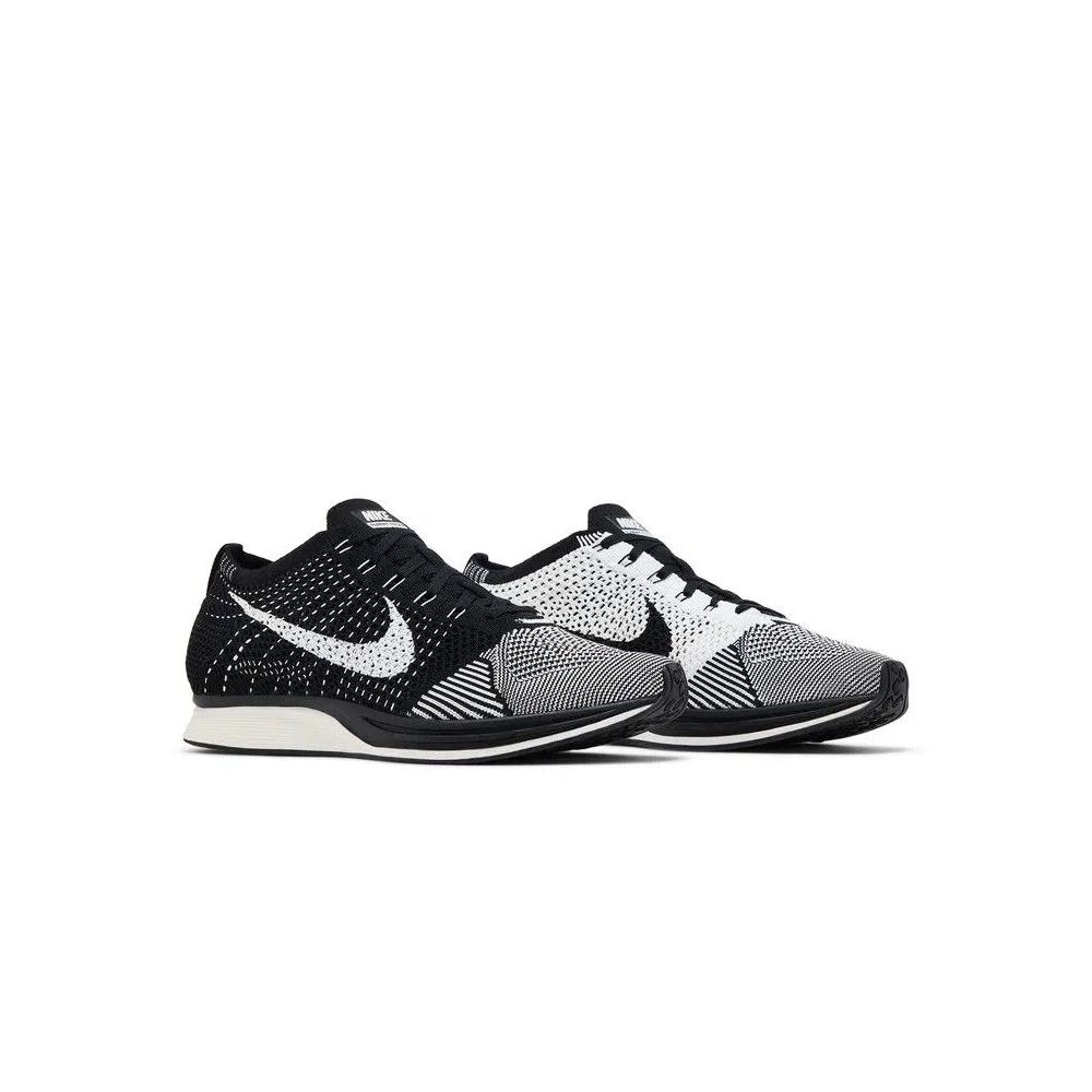 Кроссовки Nike Flyknit Racer 'Black White' 8