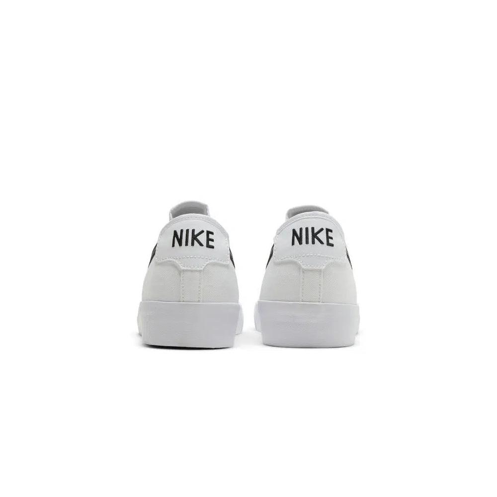 Кроссовки Nike Blazer Court SB 'White Black' 6