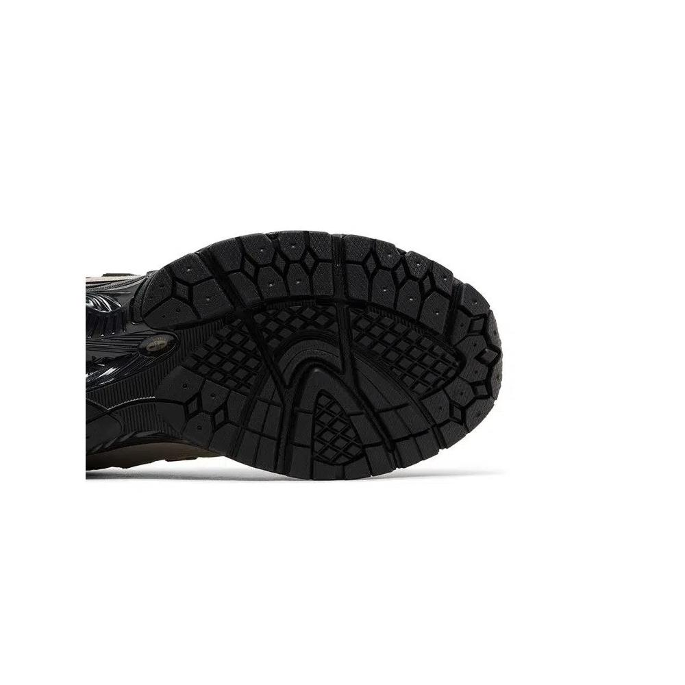 Кроссовки New Balance 1906R 'Light Mushroom Black' 5