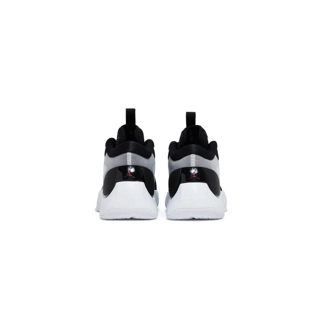 Кроссовки Air Jordan Zoom Separate 'Black Sky Grey' 6