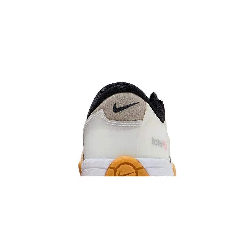 Кроссовки Nike Total 90 'White Gum Light Brown' 7