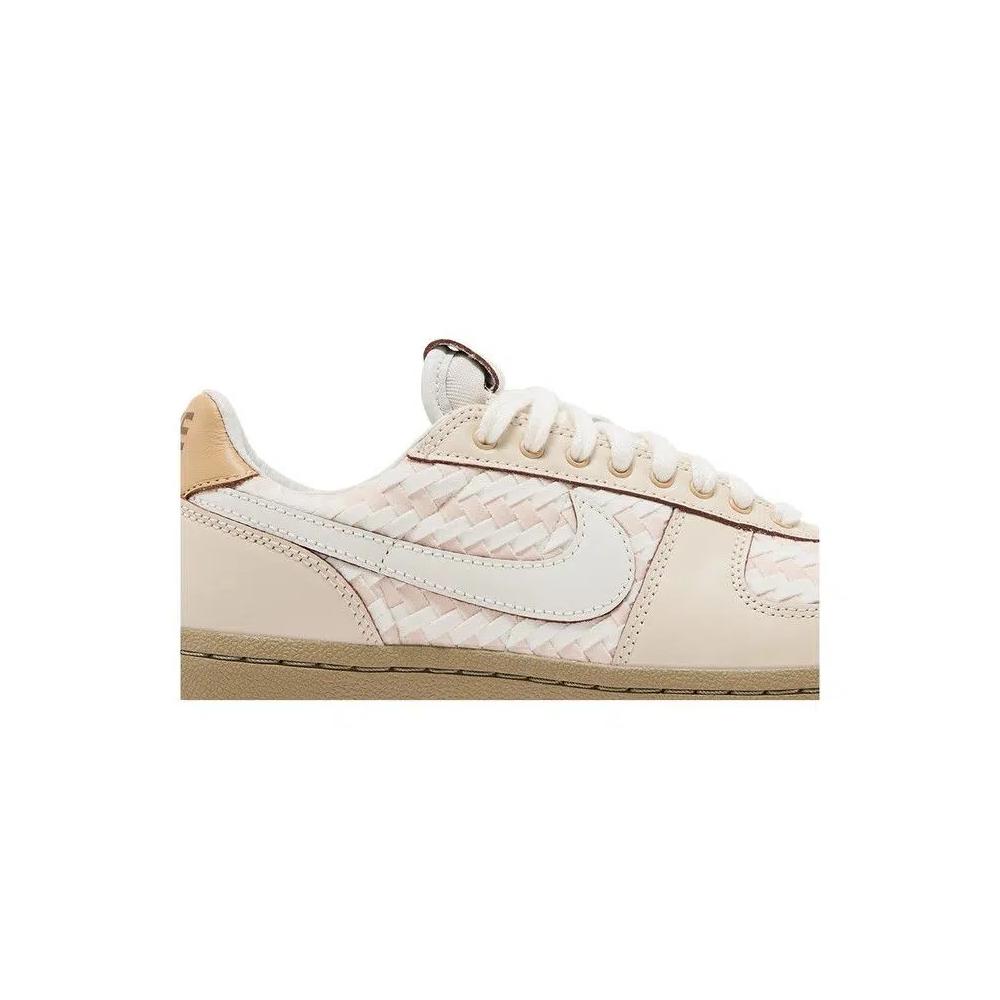 Лайфстайл Nike Wmns Field General 82 'Woven' 2