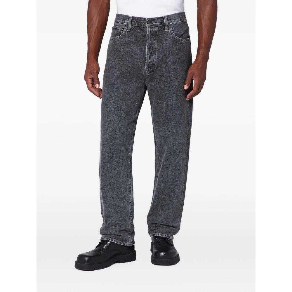 straight-leg jeans 3