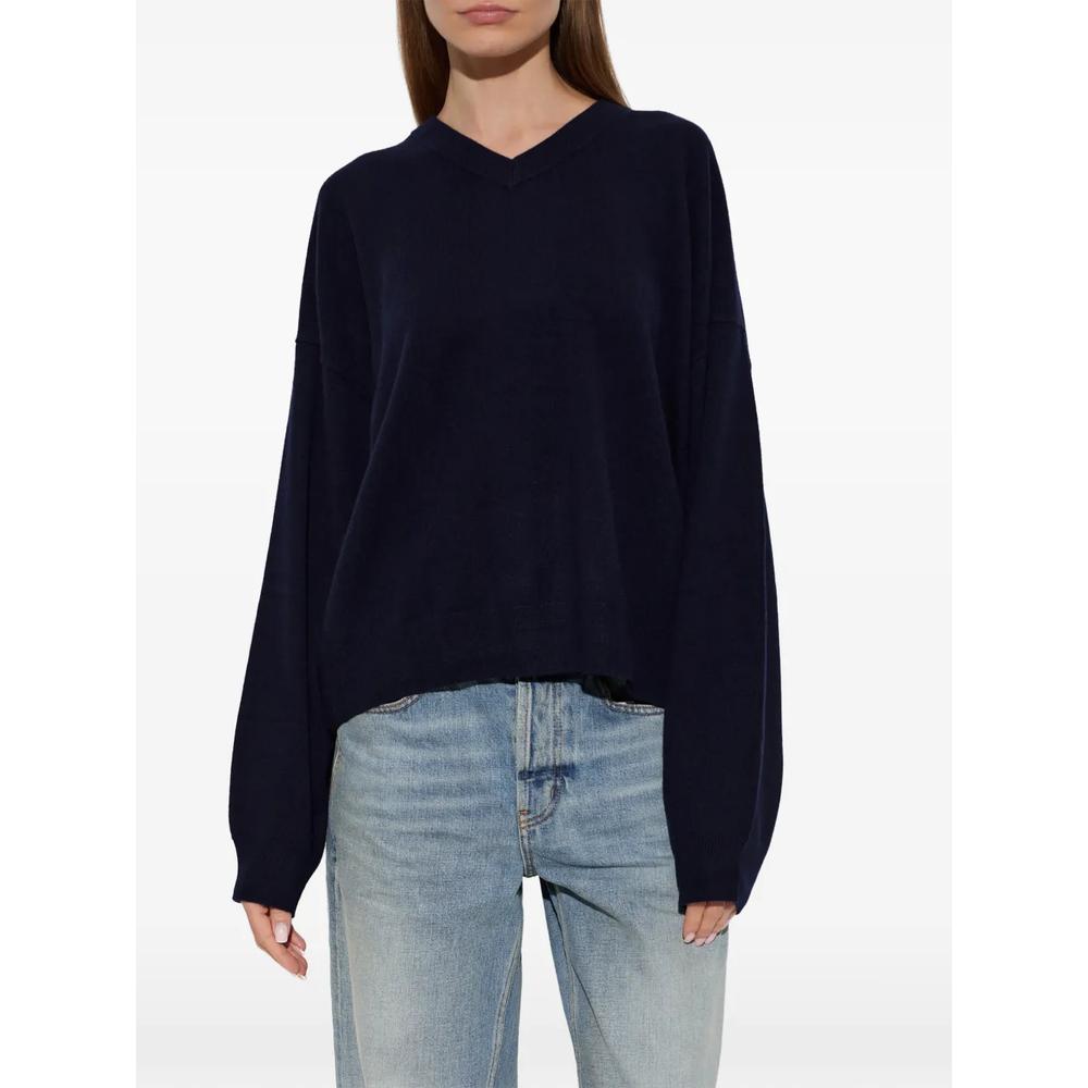 Gzmanzi V-neck sweater 3