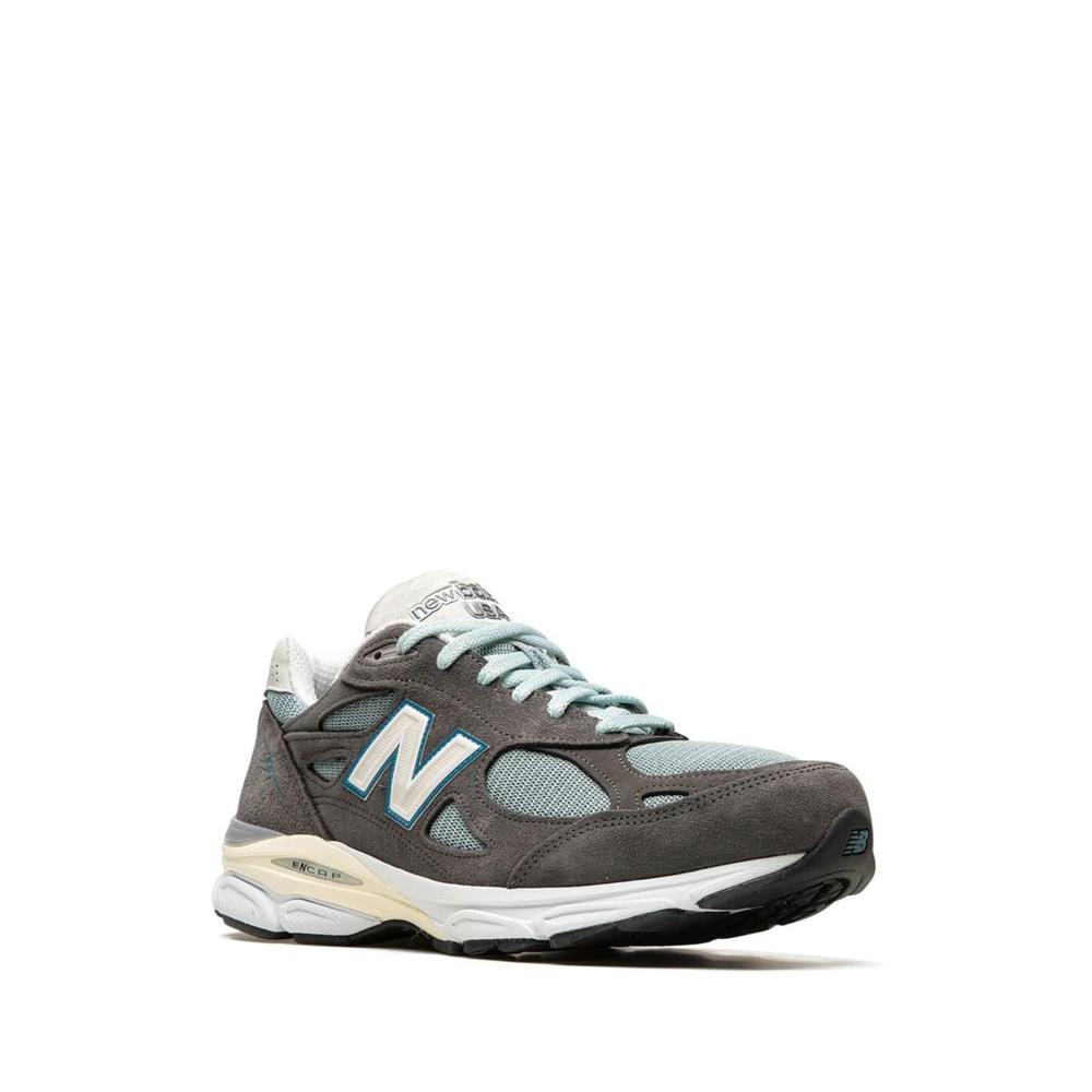 Кроссовки 990 v3 из коллаборации с Kith 2