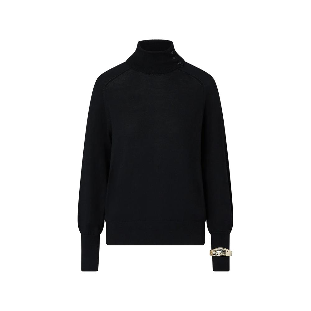 wool turtleneck with bracelet 1