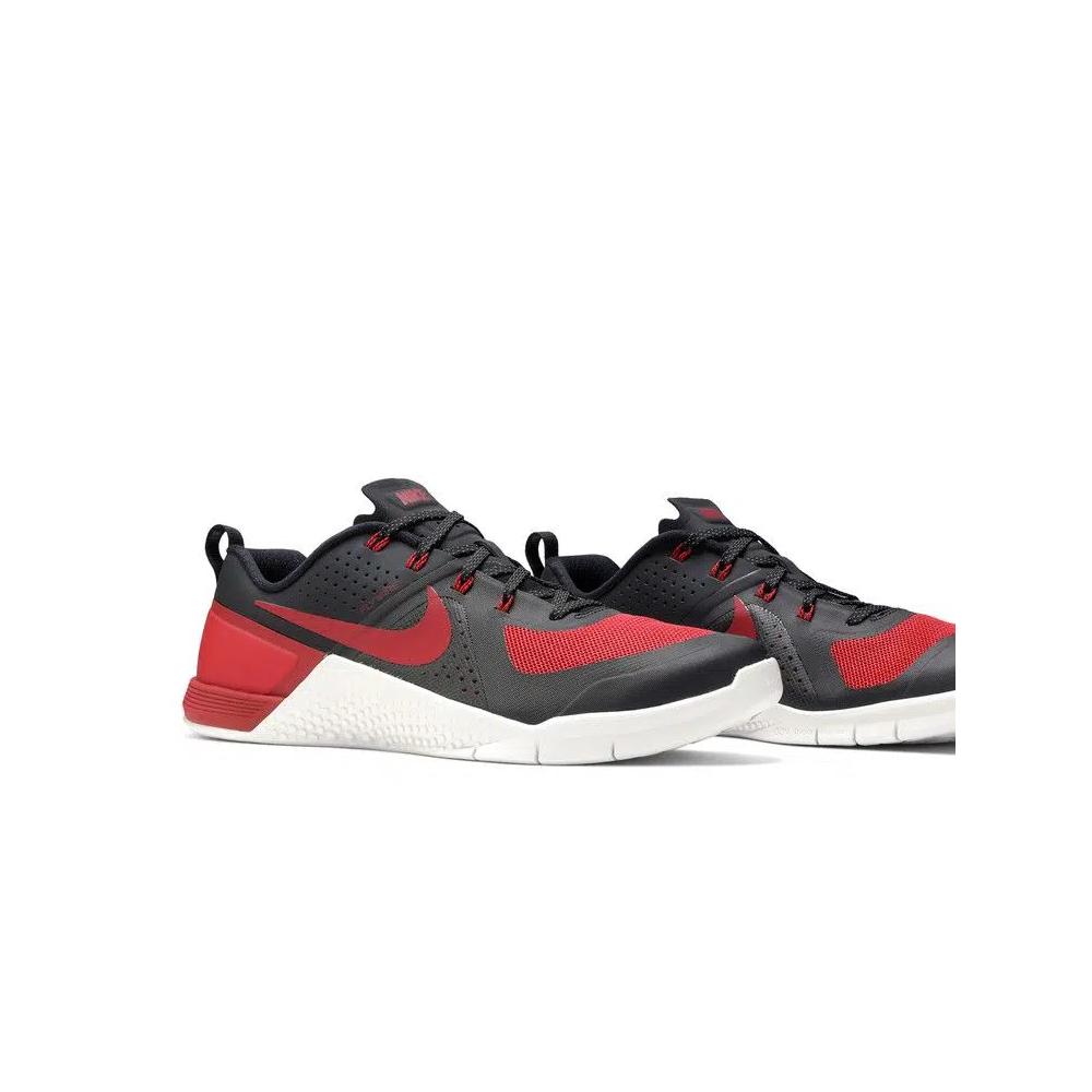 Кроссовки Nike Metcon 1 'Запрещенный' 2015 8