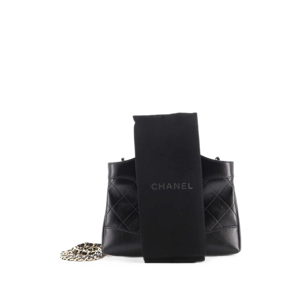 31 Shopping Bag Clutch with Chain Quilted Shiny Crumpled Calfskin Small crossbody bag 5