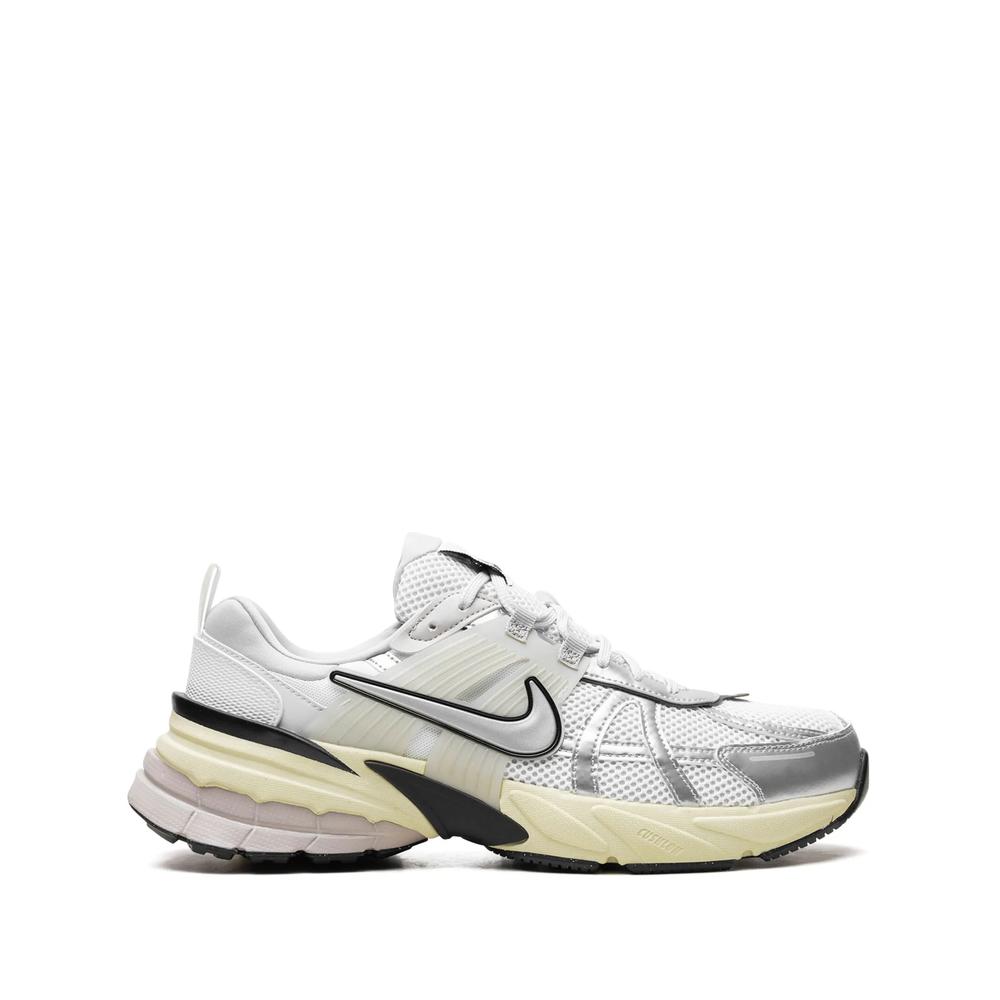 Кроссовки V2K Run Pure Platinum/Metallic Silver 1