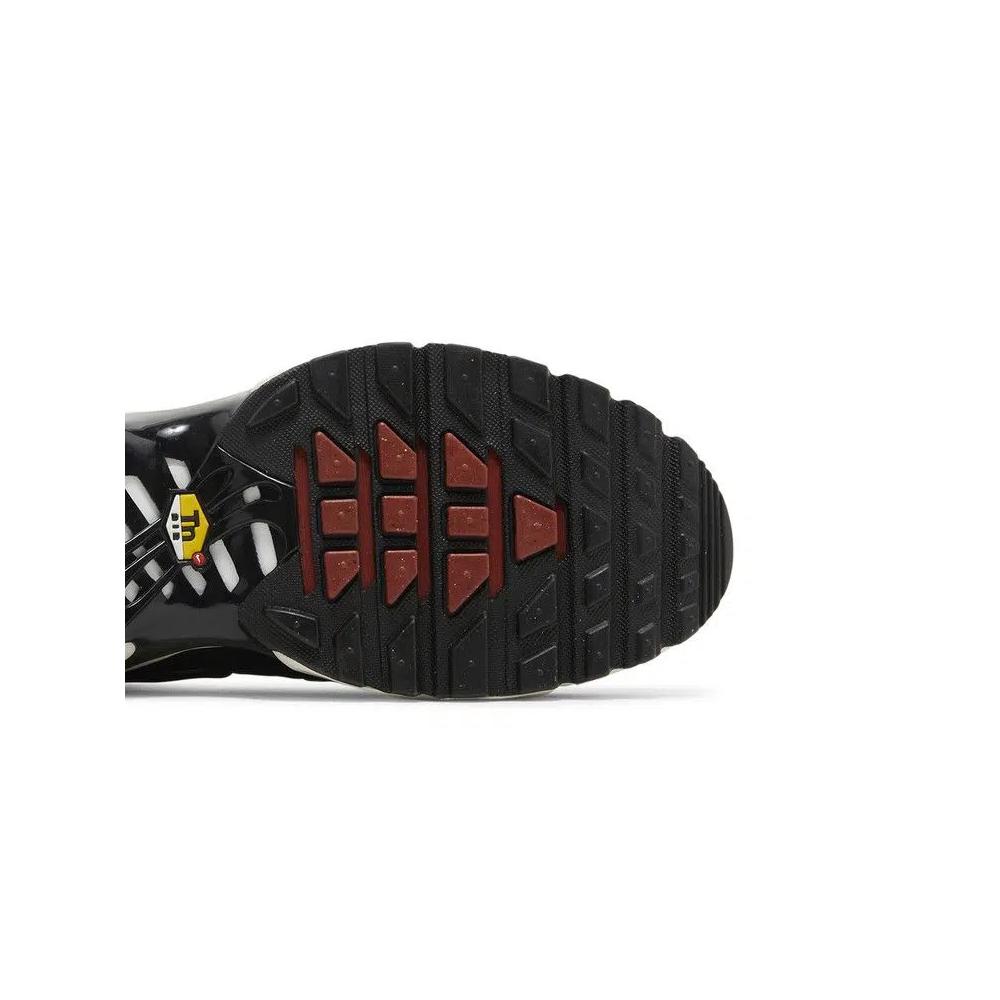 Кроссовки Nike Air Max Plus 'Black Cargo Khaki' 5