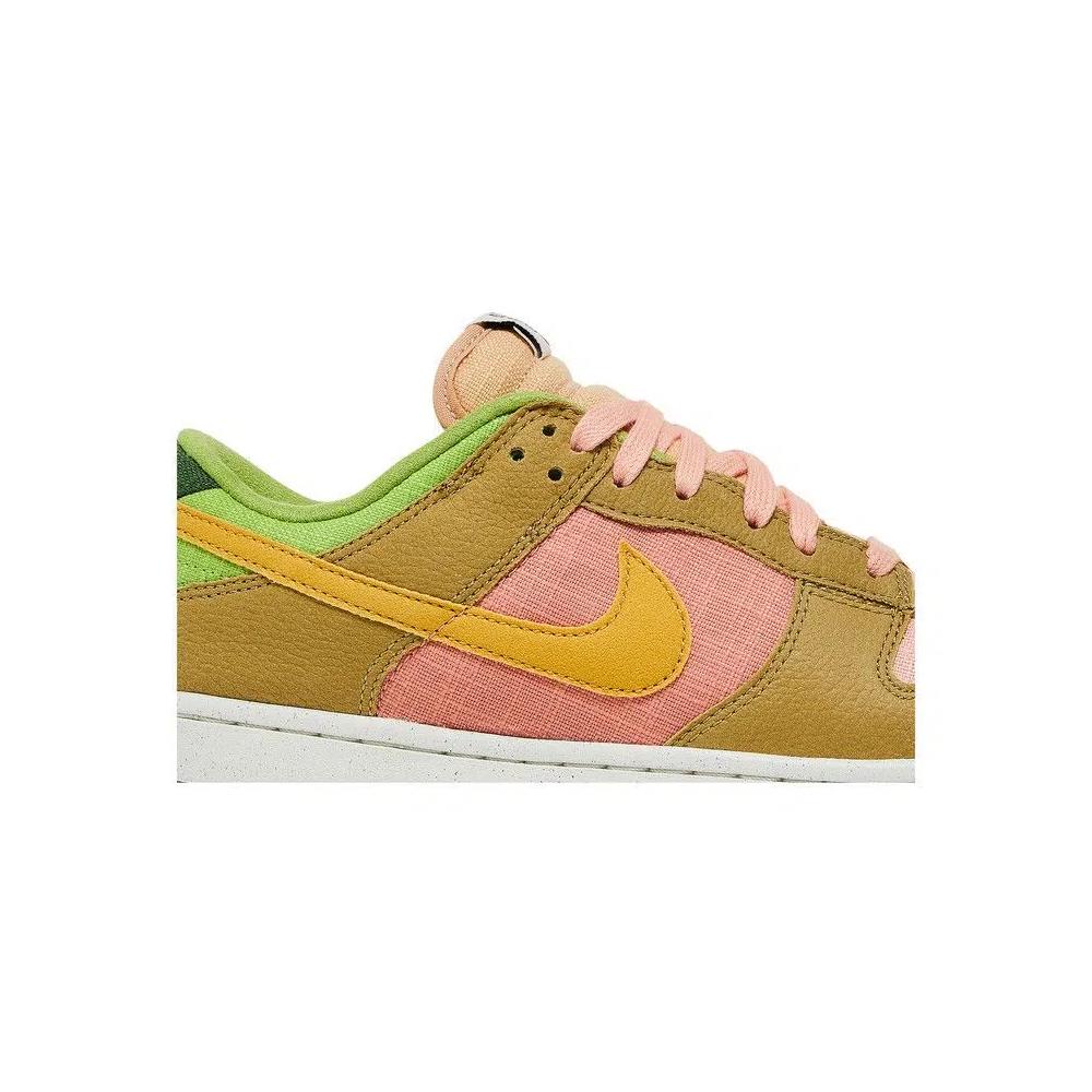 Кроссовки Nike Dunk Low 'Sun Club - Arctic Orange Sanded Gold' 2