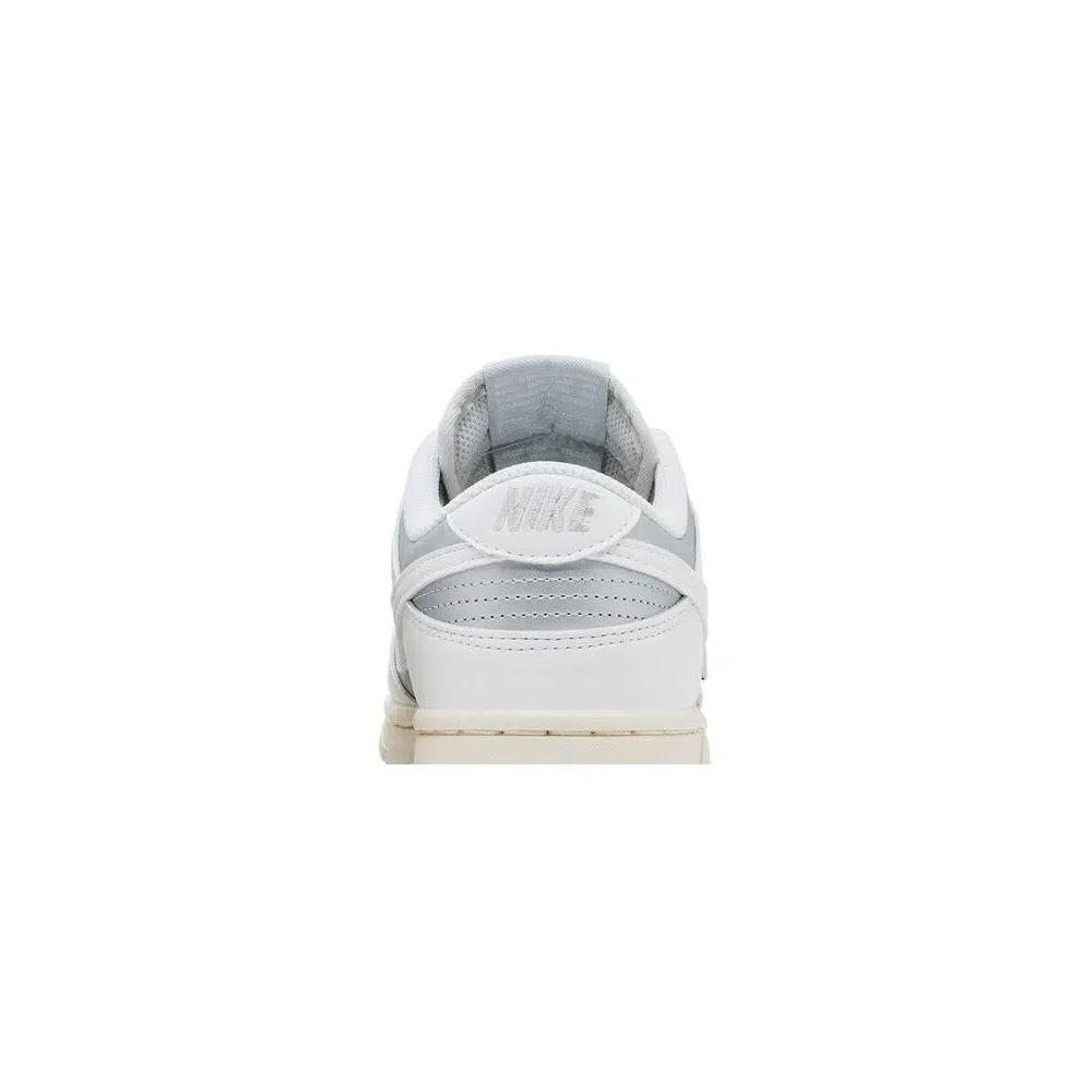 Кроссовки Nike Wmns Dunk Low Next Nature 'Sheer Lace Pack - Metallic Platinum' 7