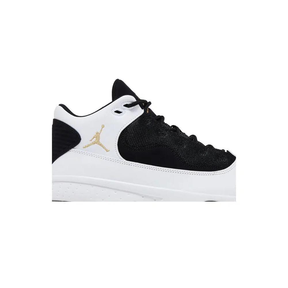 Кроссовки Air Jordan Max Aura 2 'White Black Gold' 2