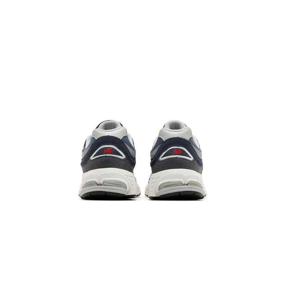 Кроссовки New Balance 2002R Big Kid 'Eclipse Silver Metallic' 6