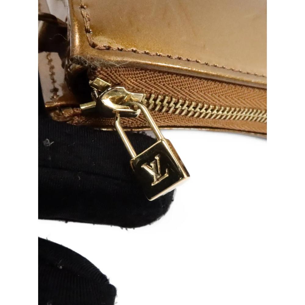 Клатч Monogram Vernis Lexington 7