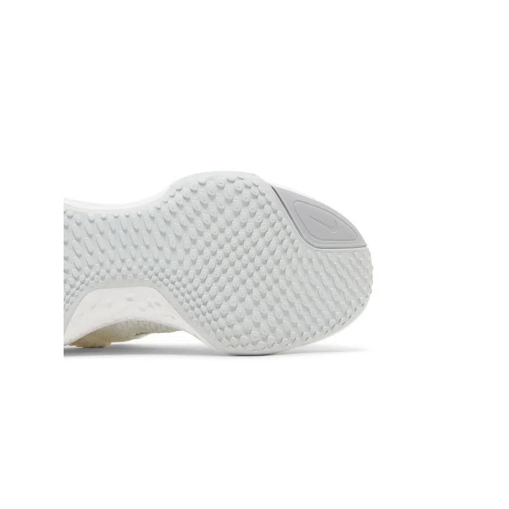 Кроссовки Nike Wmns ZoomX Invincible Run Flyknit 2 'White Metallic Silver' 5
