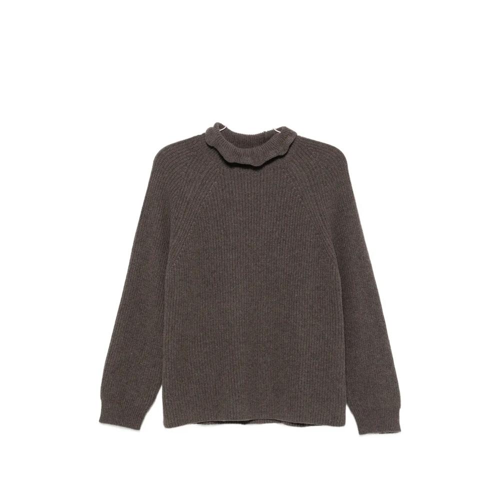turtleneck sweater 1