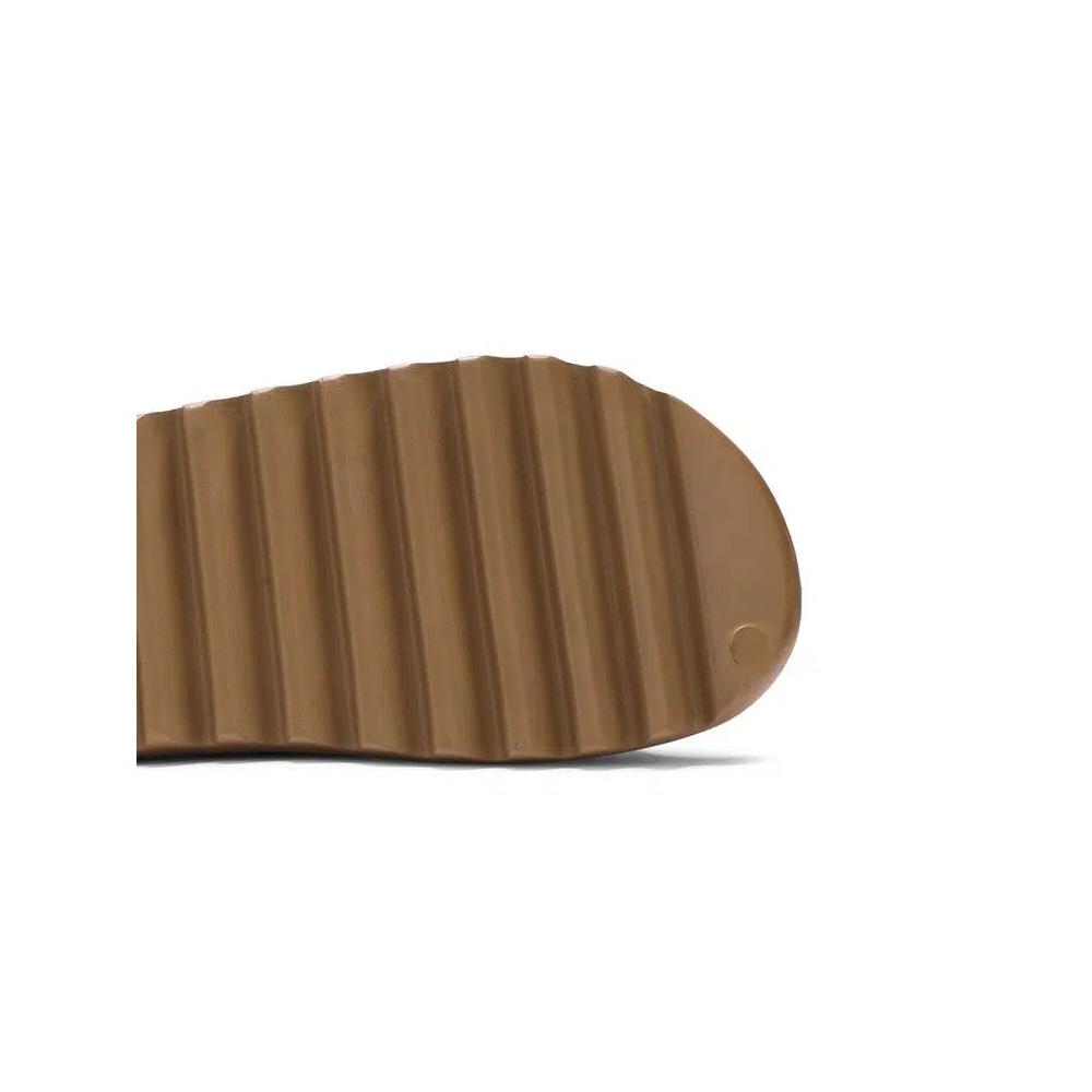 Слайды adidas Yeezy Slides 'Core' 2021 5